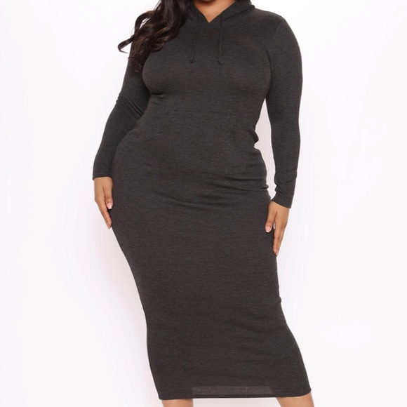 Hooded maxi dress - Picture 2 of 3